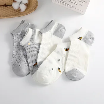 Hit prodaje, novi japanski čarape s rešetkom za djevojčice-пчелок iz slatka crtani film, sportski prozračna kratke čarape kawaii za proljeće i ljeto